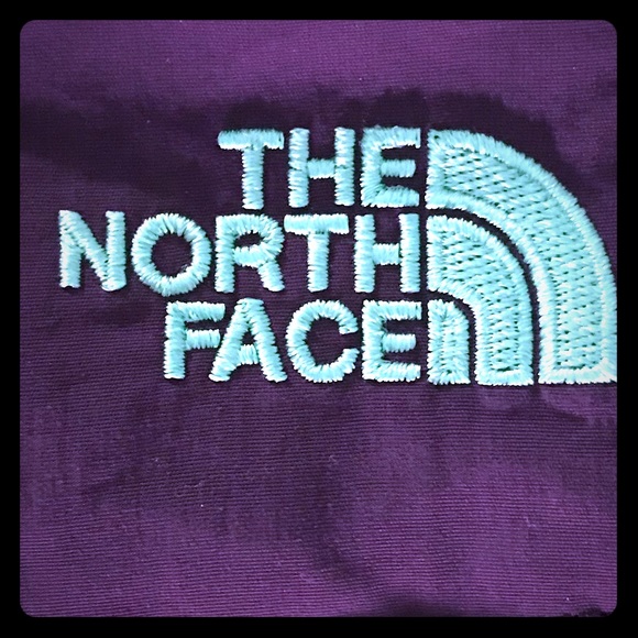 The North Face Tops - BNWOT Plaid northface vest!